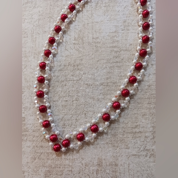 New, Pearl & Crystal Necklace, Red, white & clear beads, 18.5 inch silver clasp - Picture 2 of 4